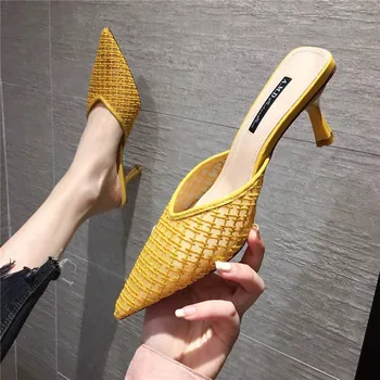 2021 Plasă Papuci Femei Nou Pantofi De Vara Pentru Femei De Moda Tricotate Elastic Subliniat Tobogane De Pantofi Cu Toc Bej Catâri Pantofi Cu Tocuri Înalte